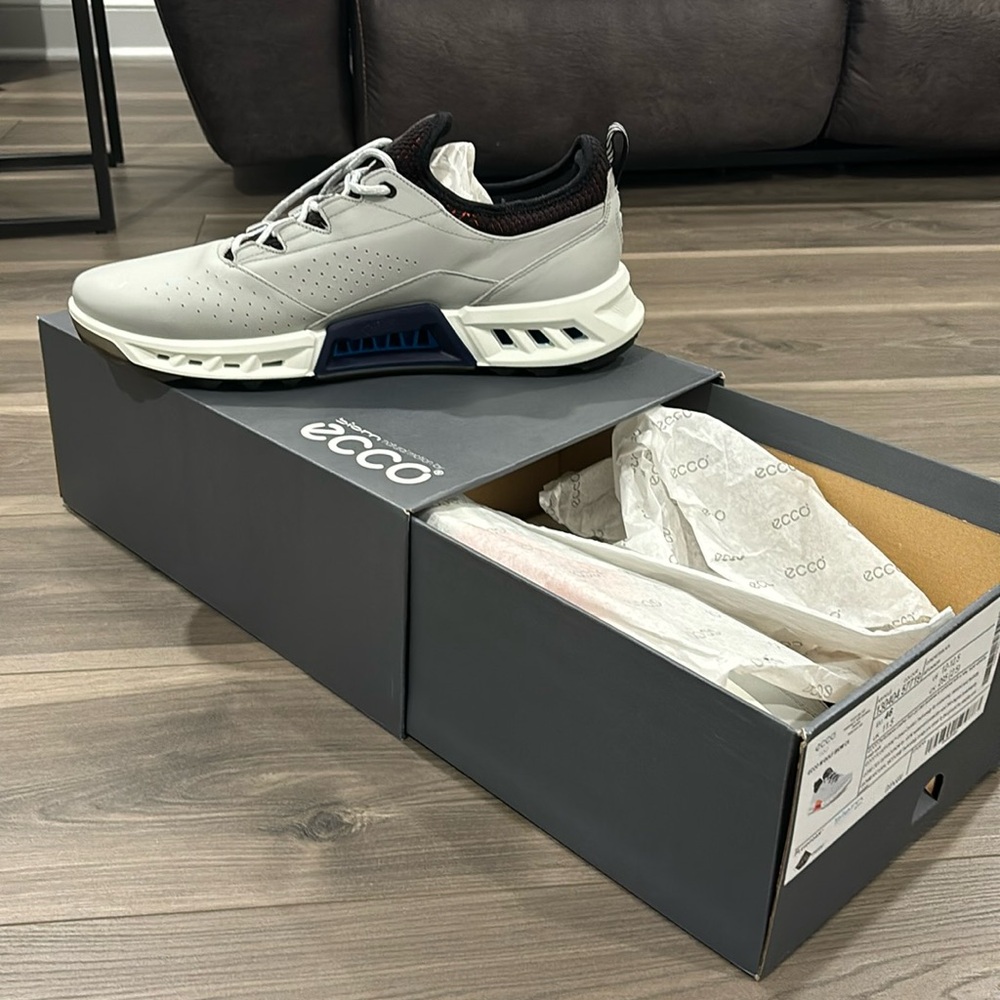 ECCO MEN'S GOLF BIOM C4 SHOE - US size 12-12.5